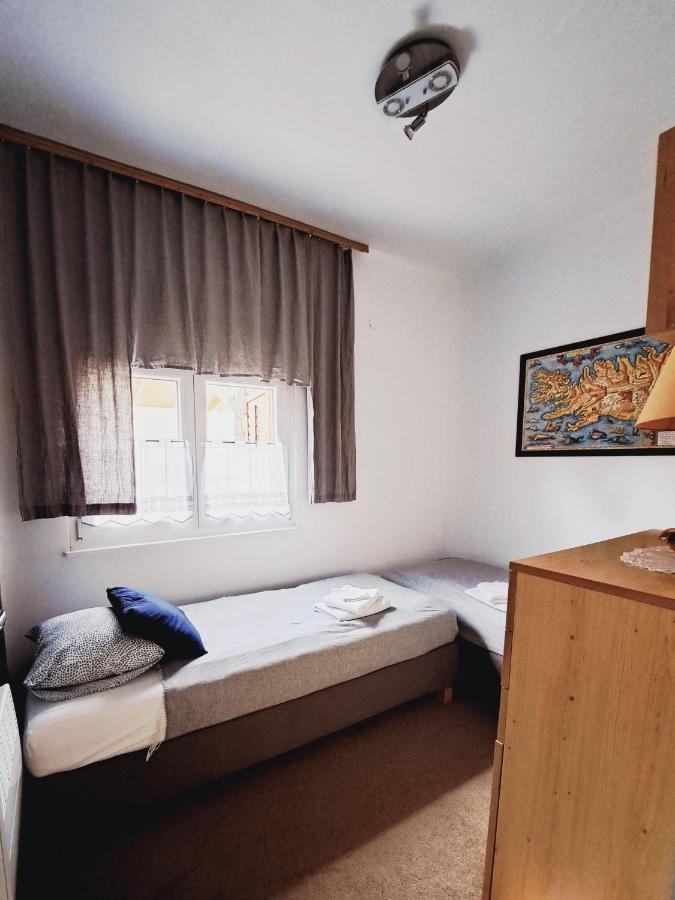 Ozikelak24 Szigetmonostor